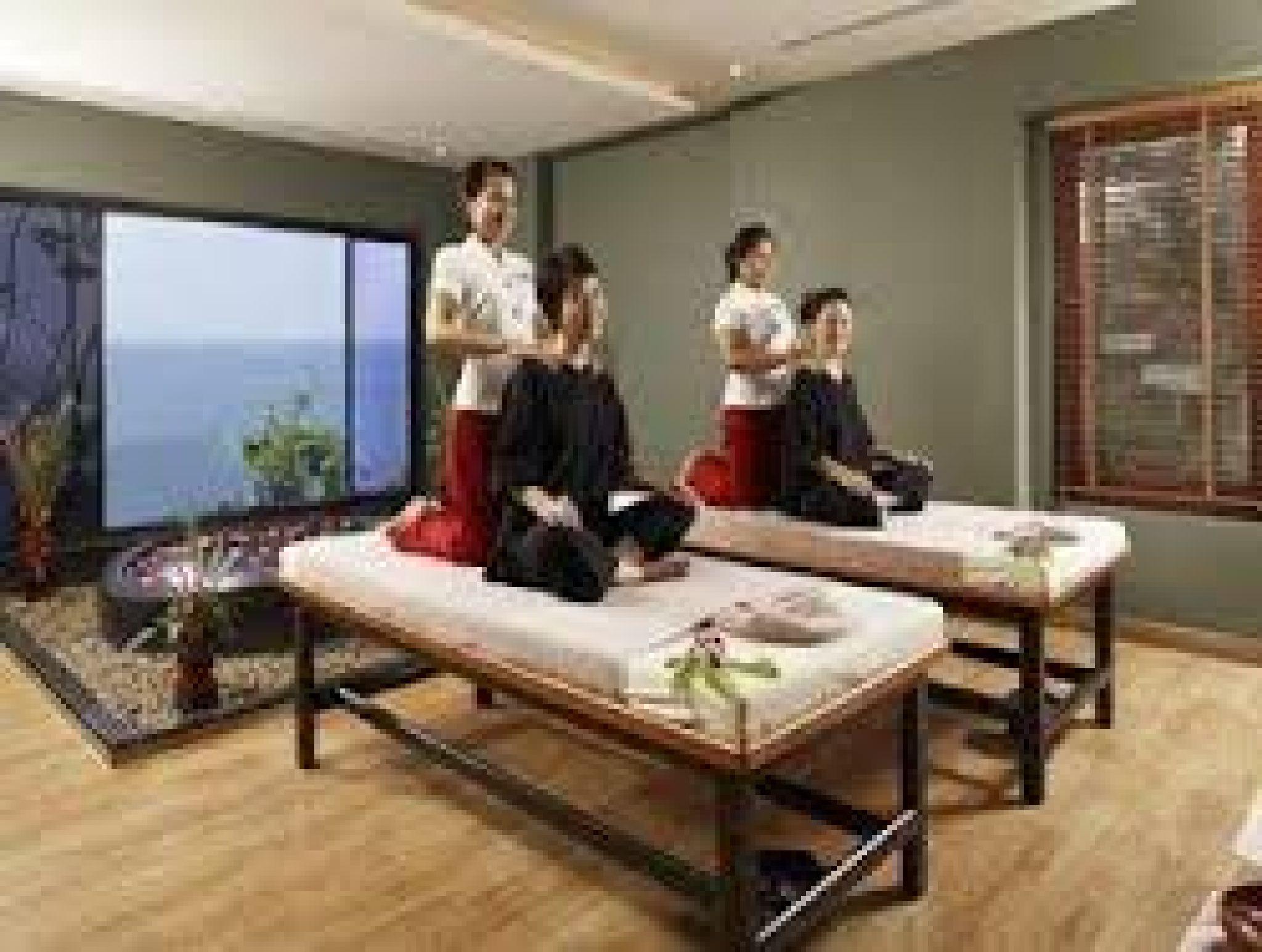 卡玛拉纳马卡度假村【SHA Plus+】 卡马拉海滩 外观 照片 Thai massage