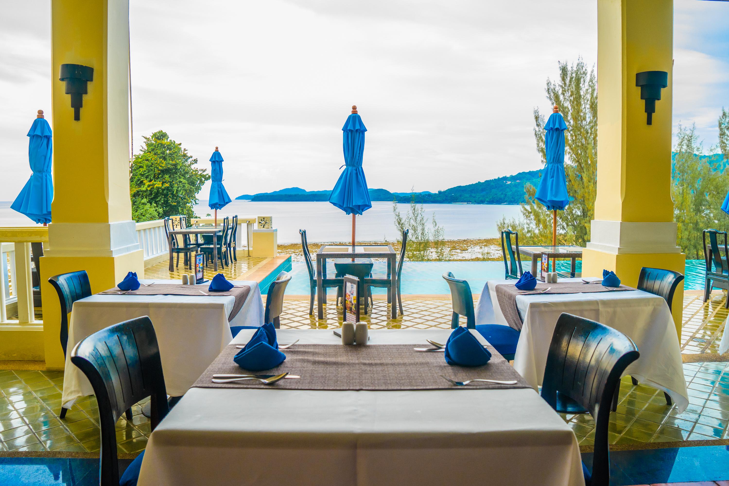 卡玛拉纳马卡度假村【SHA Plus+】 卡马拉海滩 外观 照片 The restaurant at the resort