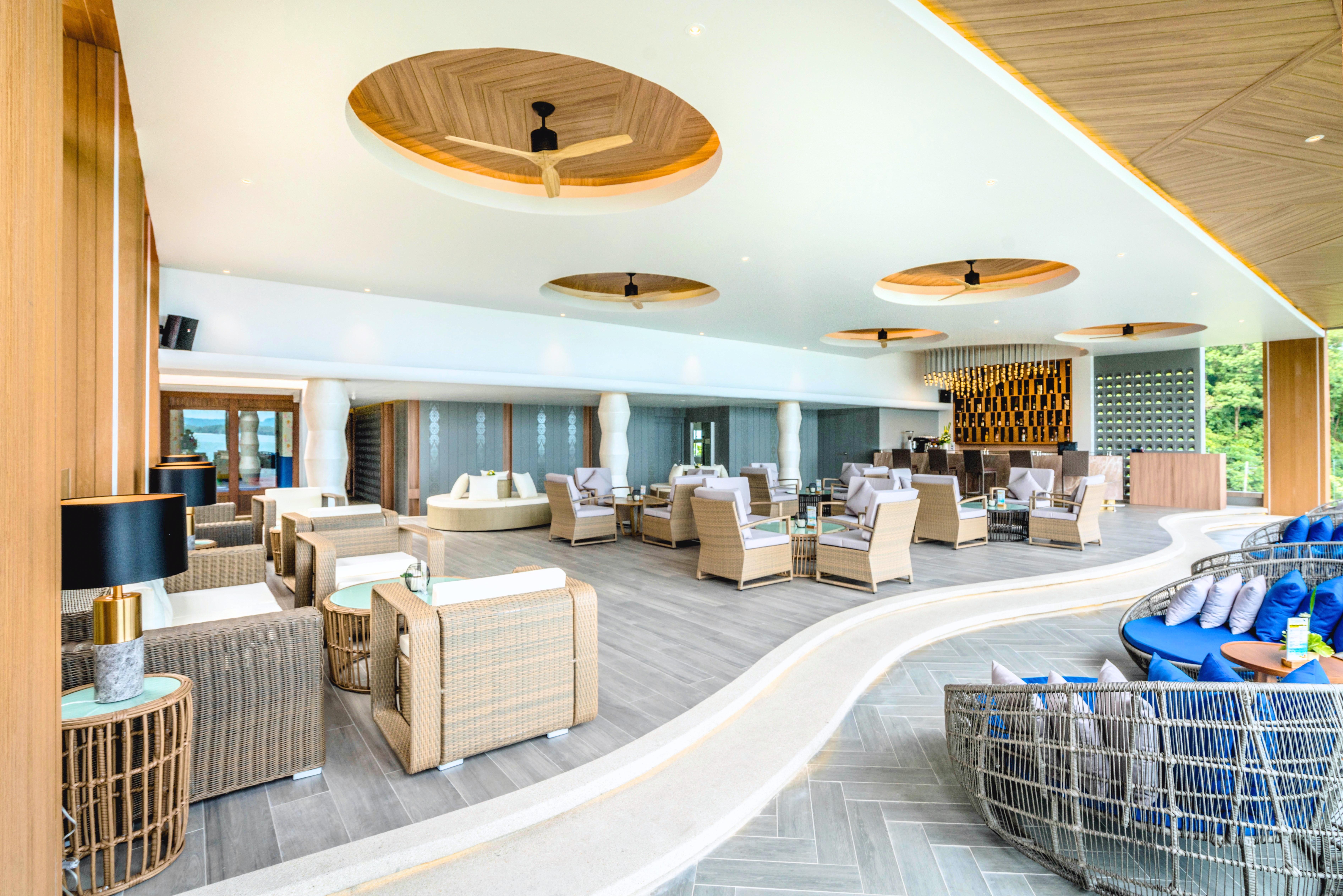 卡玛拉纳马卡度假村【SHA Plus+】 卡马拉海滩 外观 照片 The interior of the lounge