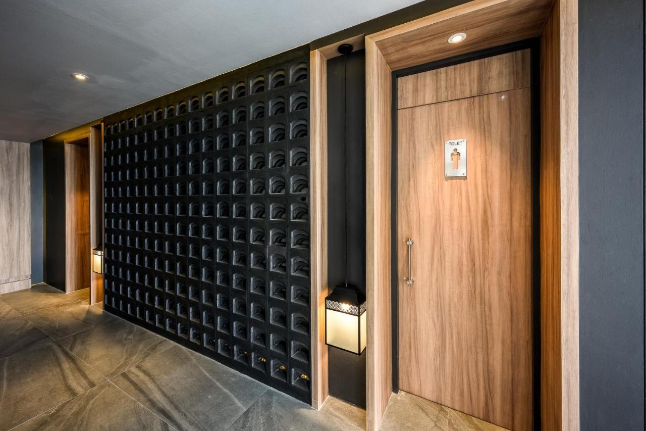 卡玛拉纳马卡度假村【SHA Plus+】 卡马拉海滩 外观 照片 Mailboxes in a condominium